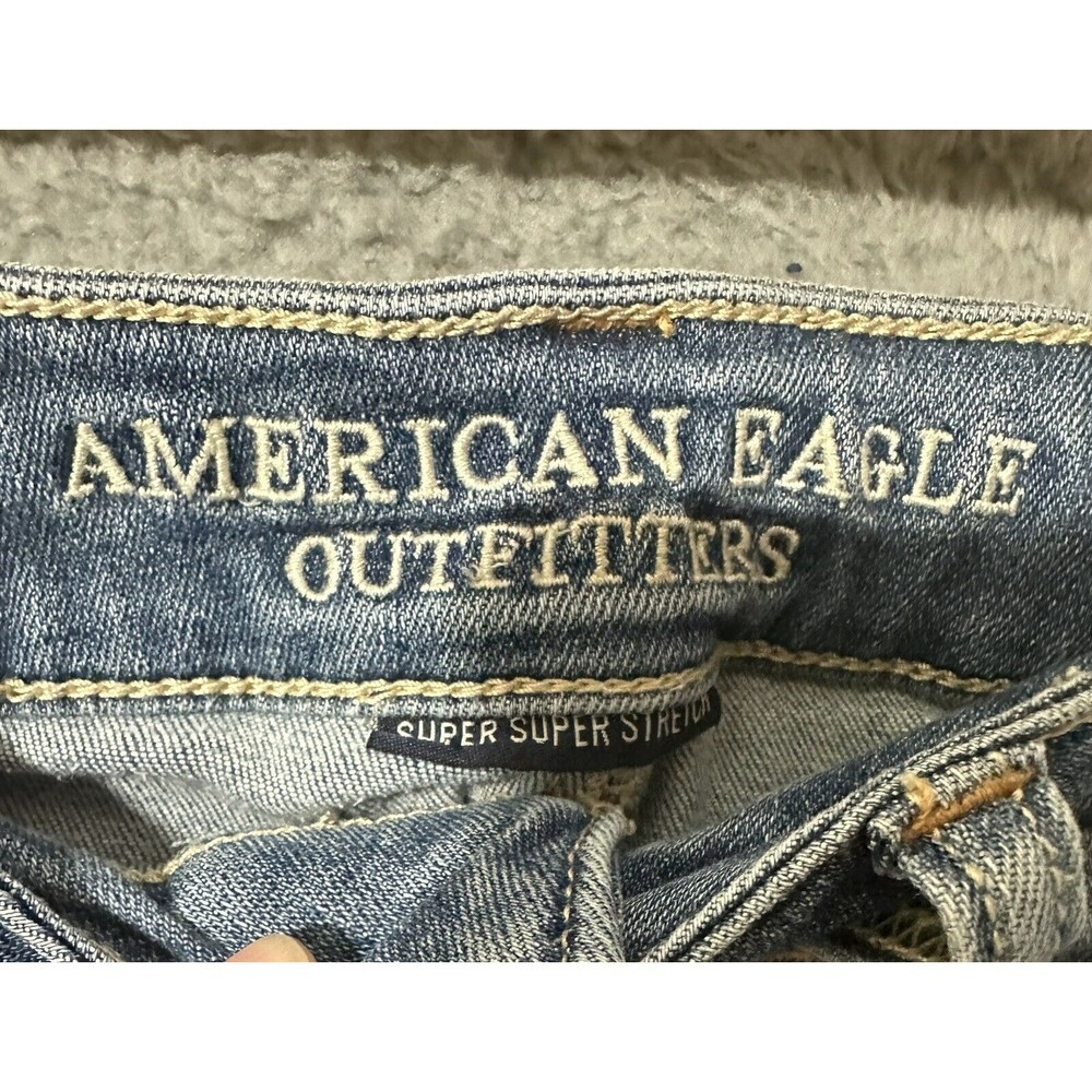 American Eagle Distressed Blue Jean Mini Skirt Women's 100% Cotton Size 4 - Picture 3 of 8